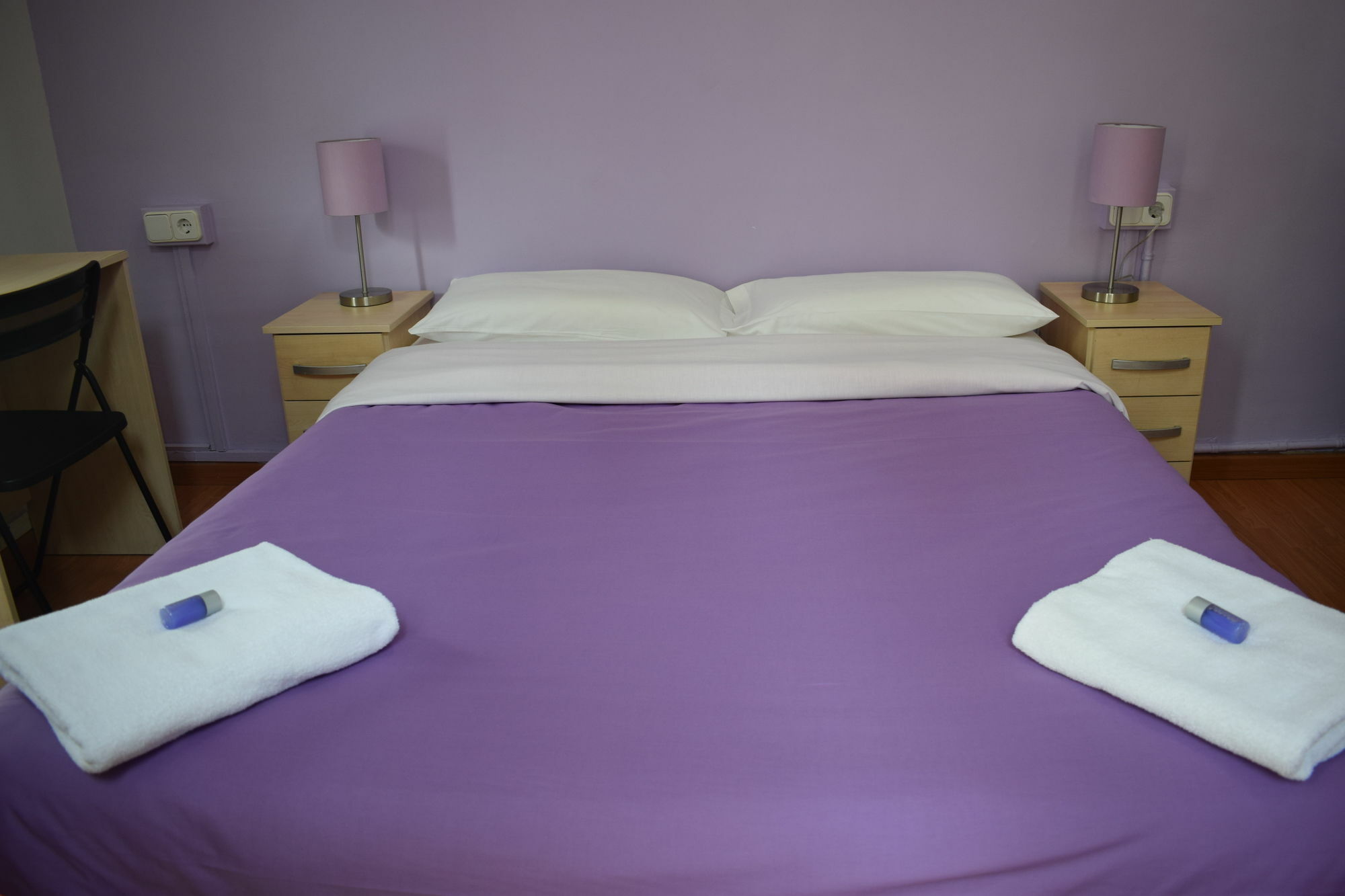Hostal Mimi Las Ramblas Барселона Екстер'єр фото