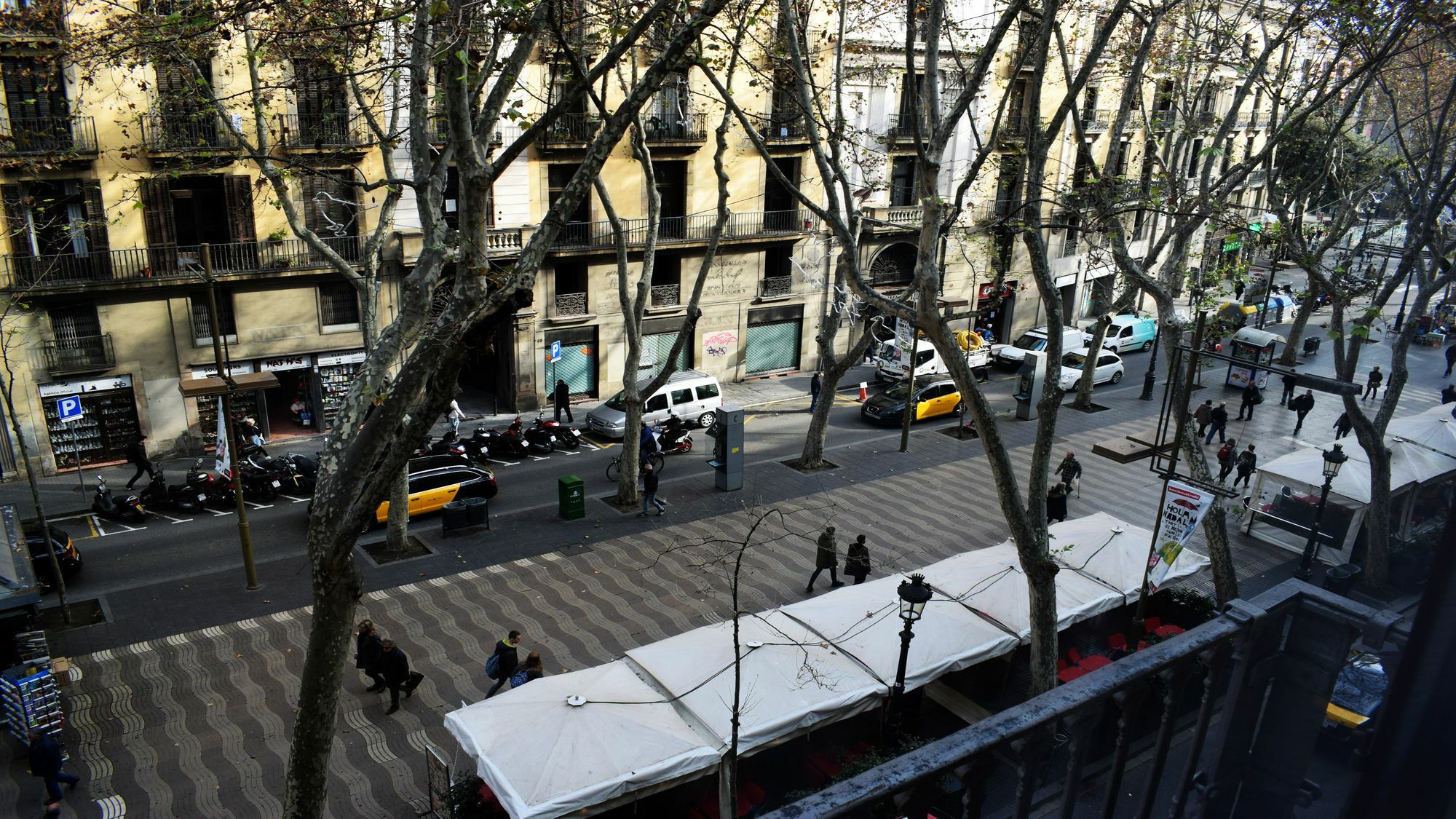 Hostal Mimi Las Ramblas Барселона Екстер'єр фото