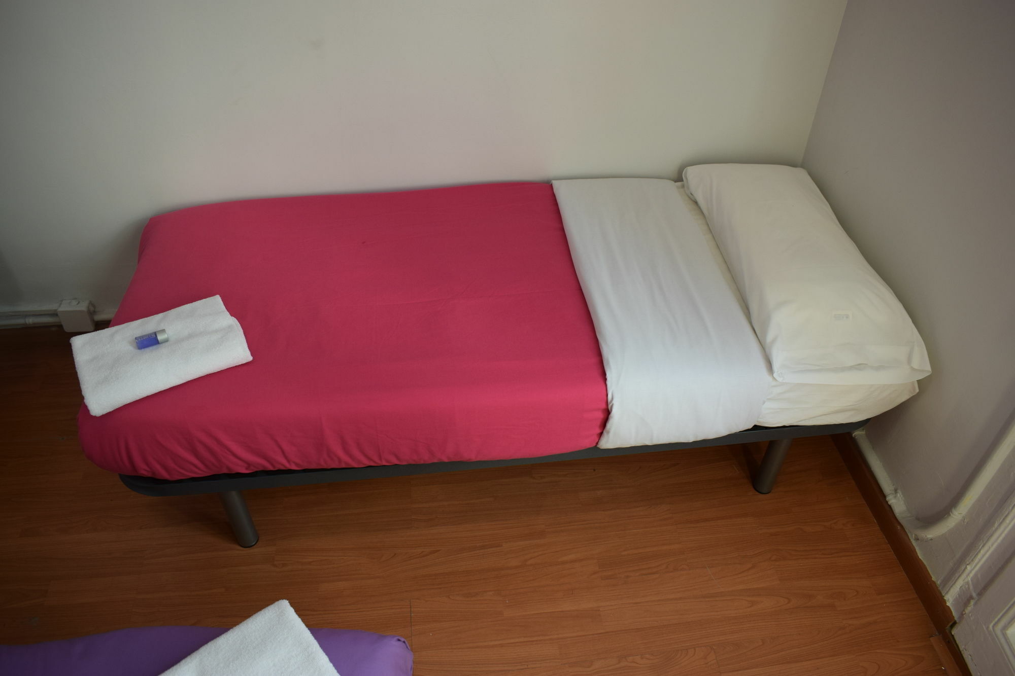 Hostal Mimi Las Ramblas Барселона Екстер'єр фото
